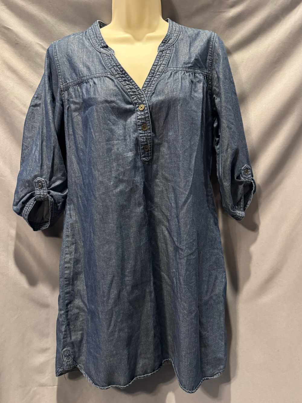 Gap blue denim mini dress V-neckline short button placket roll-tab 3/4 sleeves